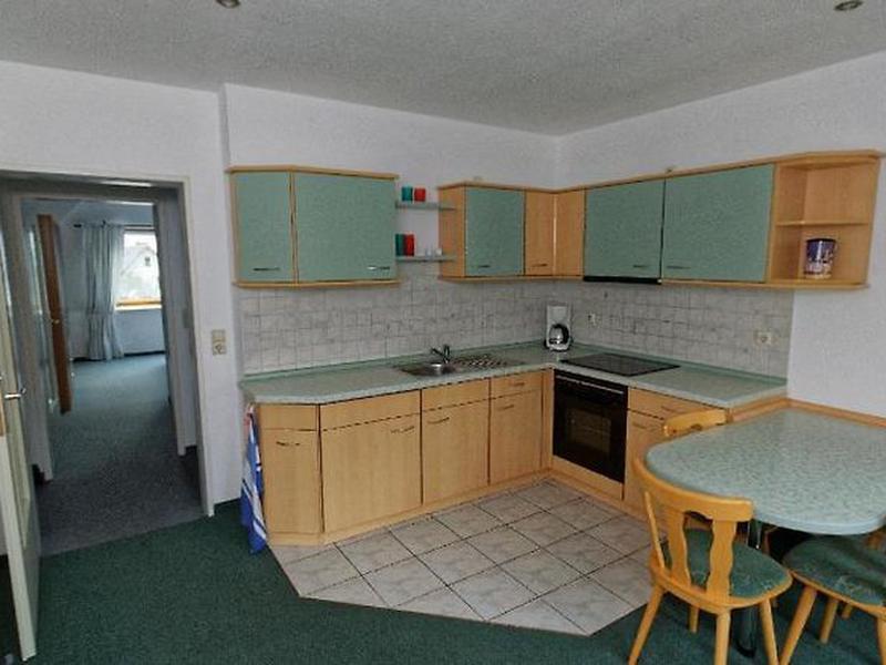 FEB57229339C21C8E333540CED9E81CC