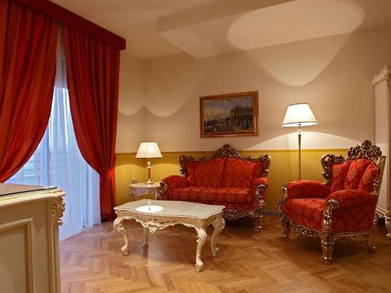 B8EC5DB25B5341B5B941FF2AF31CAC52