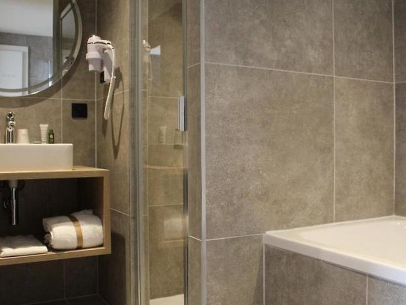 219A28745596C6CEA022D67D7F998645