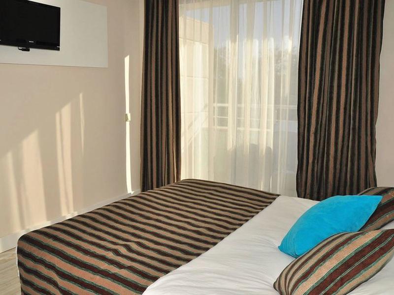 10F60737EA9415EEFD5474648A3C5ED8