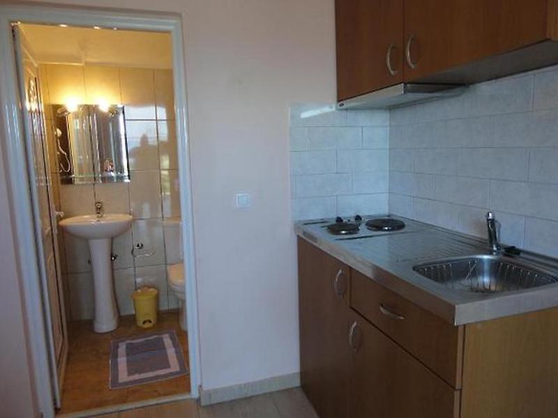 EDDE50A43125413BEF49EFB827C05EF7