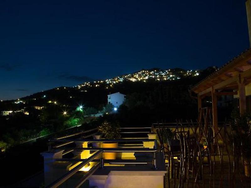 A5490049F528DDBCD7C3E653487F7F98