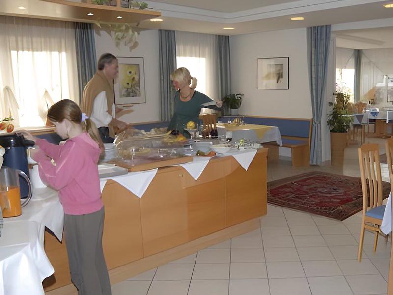 95C74E8C6D73ACB66D6CD4510717F496