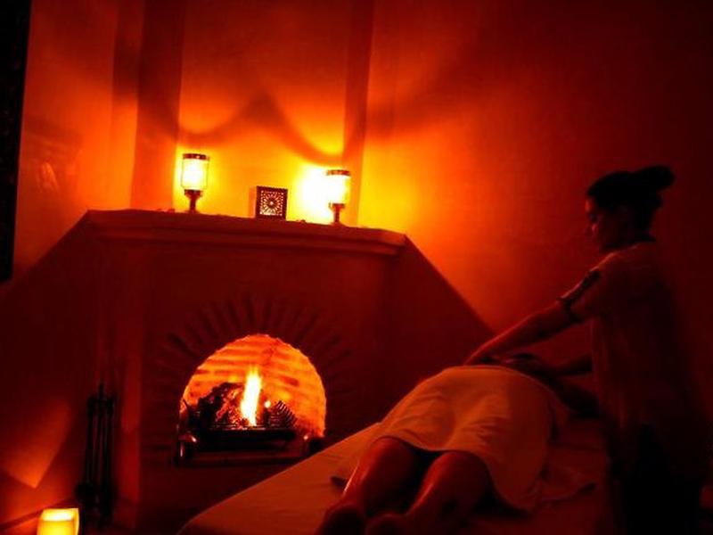 002C1F5AC83980C4D8E5D685AA569B5A