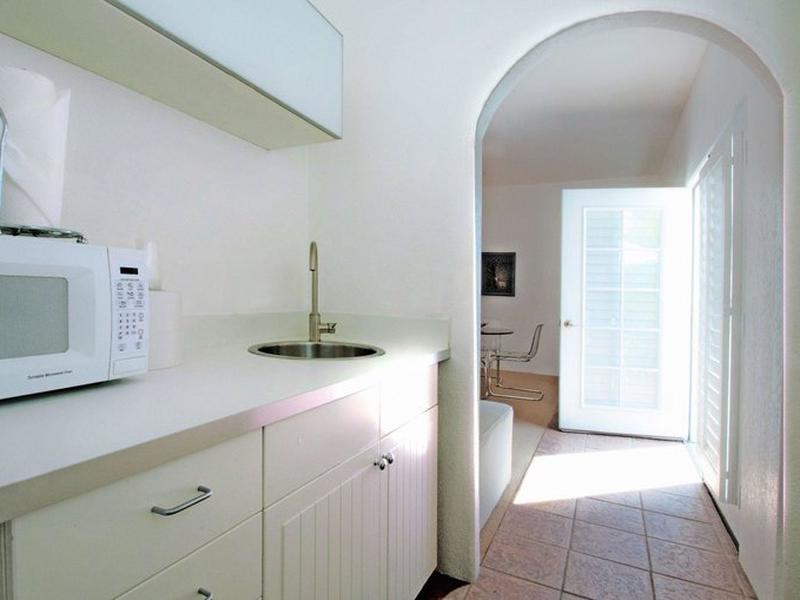 AD72E12A7F14ABC2D278B331DDA245D8