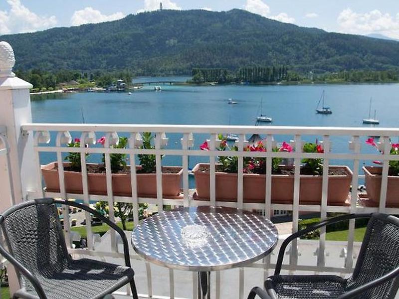 98B2BA5C85C24406A2E1639B83083084