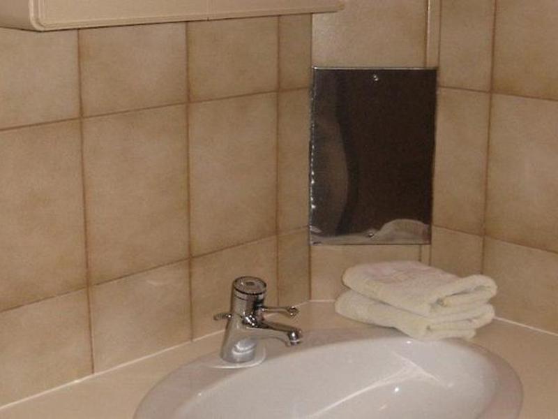 DC93E63239BAC4BFCE6B85D7F48140CB