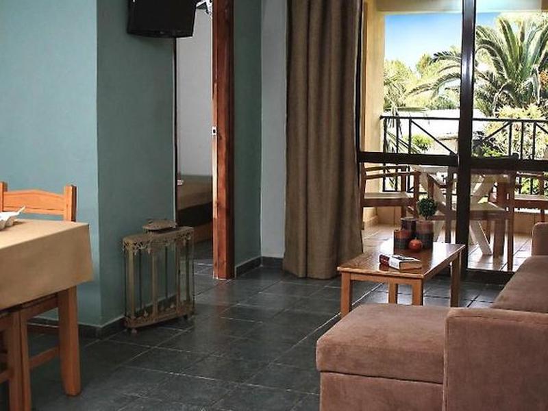 EC3D43CDA1AF938DA588088BE7A06AB9