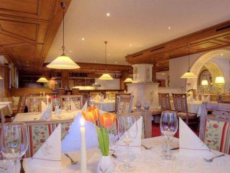 14C16117E7FD79A82A09D7ACE7DC128D