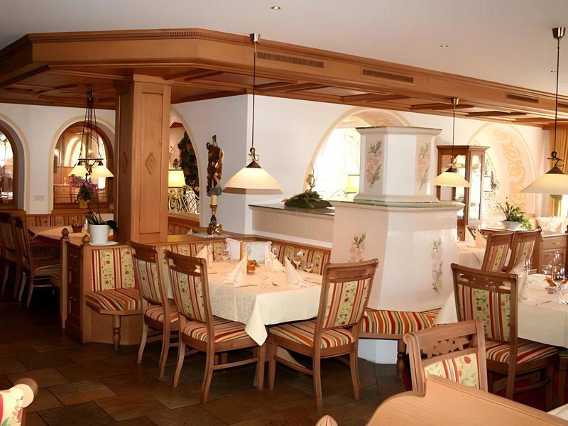 93BE85FDF81E101DD48A5C45C7515240