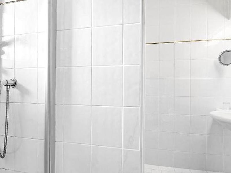 6F80DB80449A12F48E6D2CF2B355C765