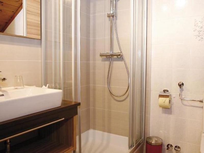 7DCFCEA2264B58F566DD123024AB5008