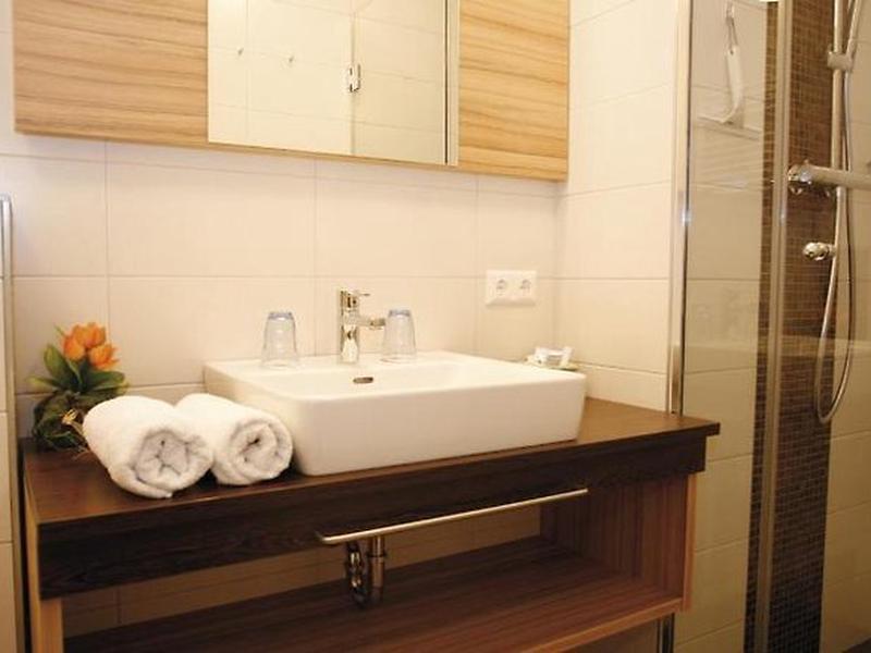 A577B0C2F043EEA01D704E5D8BEC353A