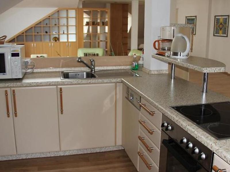 325EDF8110B3AA66FF2EC78DE4117892