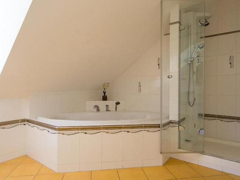 BE6E703A889128C0B226969499B06FAA