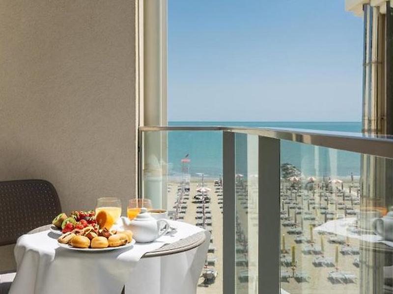 8253B44B416C94C56268E2DB00753C87