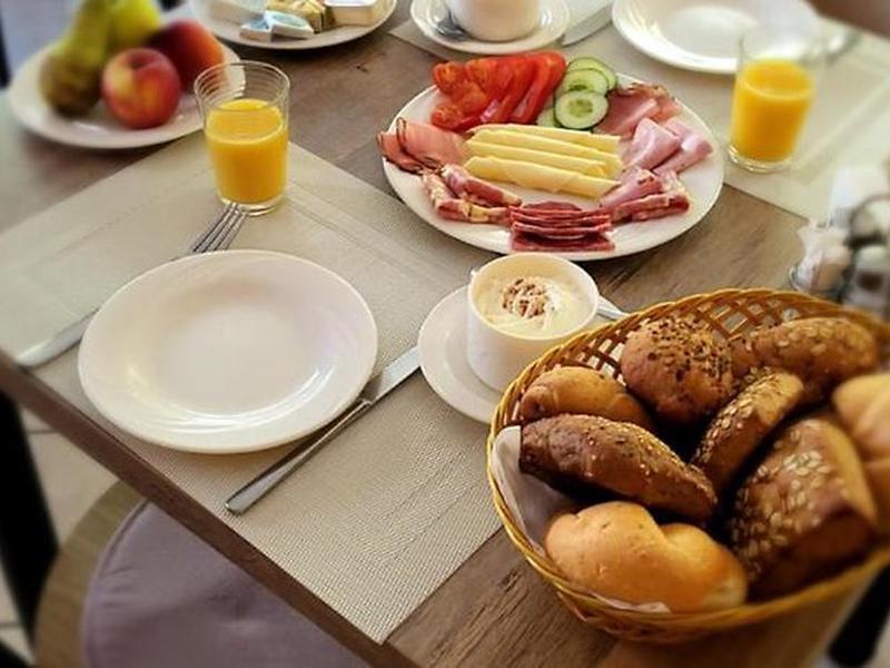 DE836FF8ACDAC6E7EB397E30574095F5