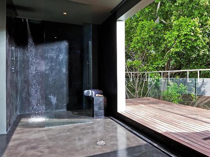 E9C890F9ADCBBB35E0F04219DD686B77