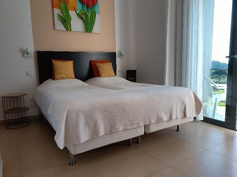 55F58E05DA63E7B396DF32A8A3DB66FD