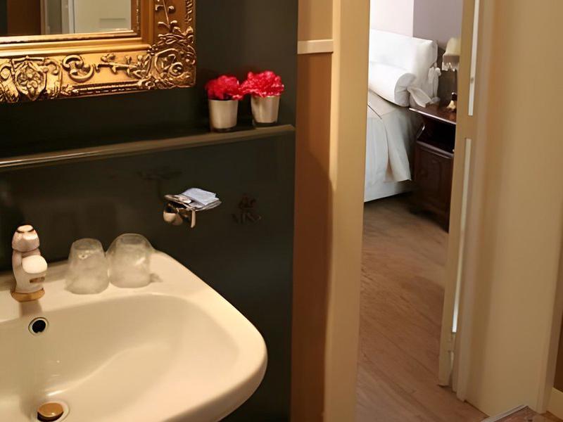 F0797DFEAFF666724F3FE941DBA2E94B