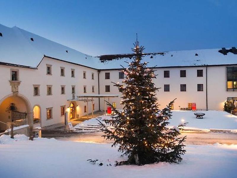 05453A41211DDF84E3D0C780C106FE8B