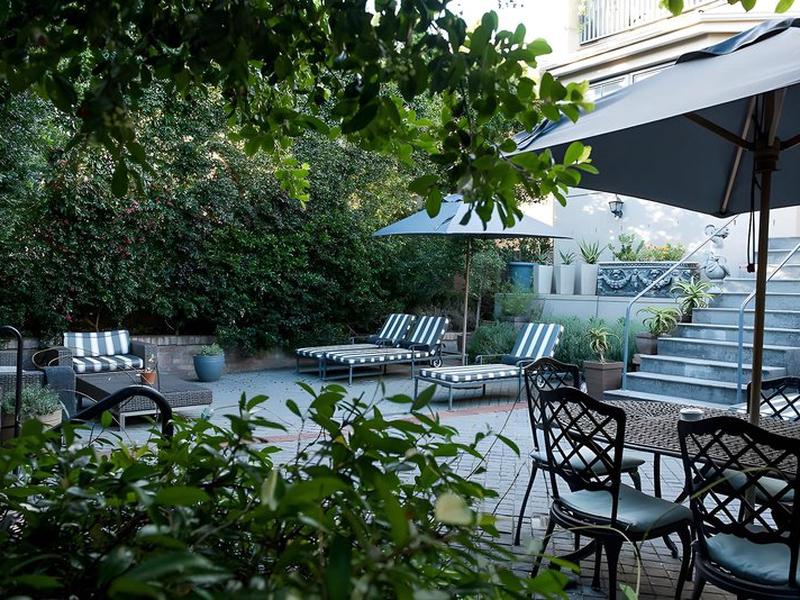 6E7DBD9B61BC2ED9719DFE4F2391358E