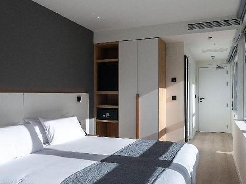 C3E76A6D2E451A527D552D192A560DCE