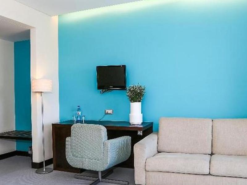 547B1E17F420F14FA5B1E5AA604B5356