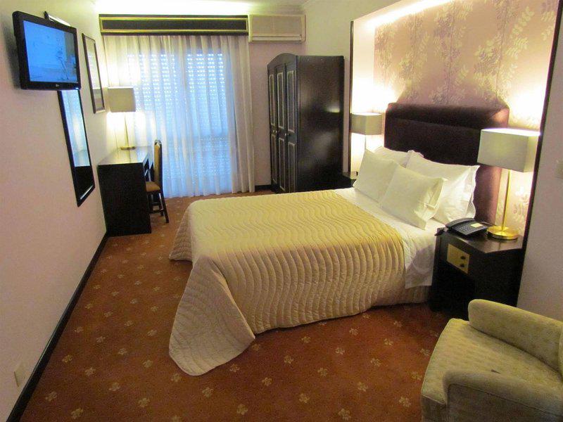 0C1AFB66B2CA825B694E1868CA35AC61