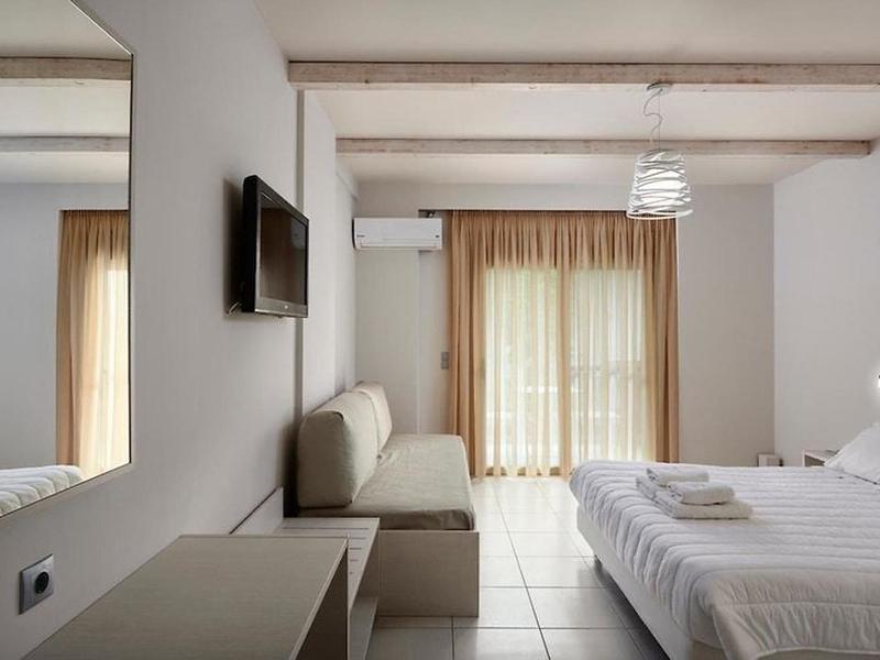 6CB7D357120589D8464F5638A633C45E