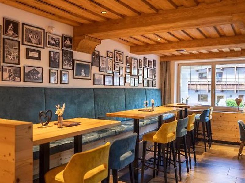 FAB28B3F9E30103382CA6D9D68245CFA