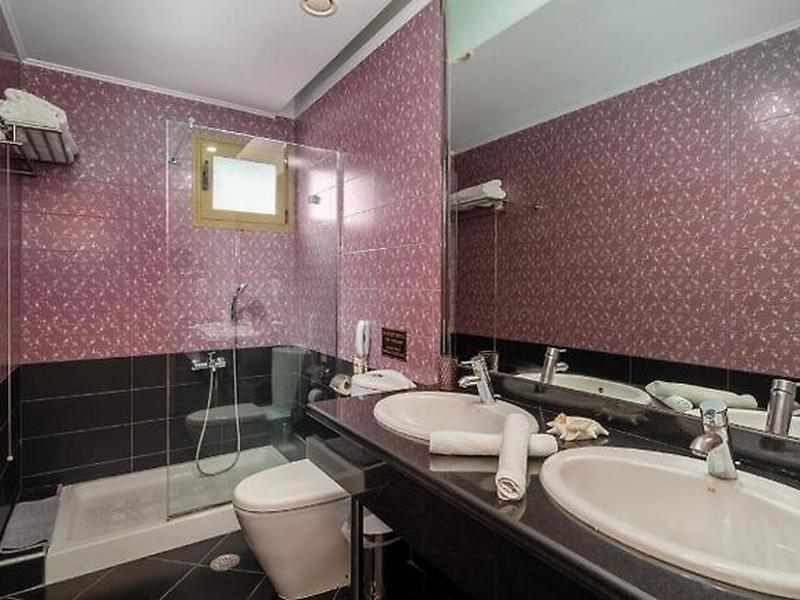 22F37C232359C390957FB545E2FDE320