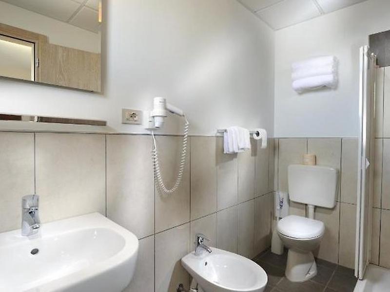 C8FB5B64C53D1C7ECAC291765D96CE92