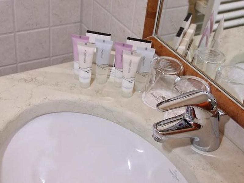 4B6AF76FD6A11DA6E6B51A6FCD546BF0