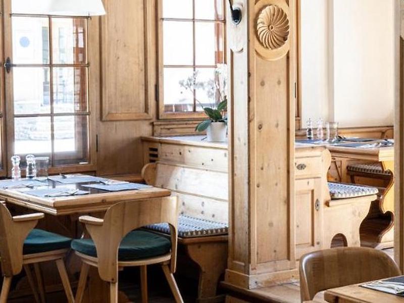 843324EE88DAC8D72820D8675F469BDD