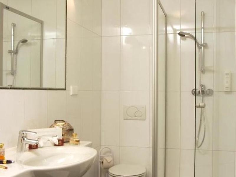 D35DAF3E812FE04823A4643DBFDD6623