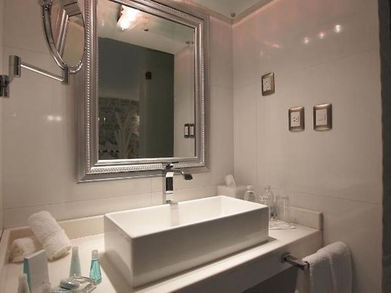 598BCBF563C6BF167DE0F057AA4B15BB