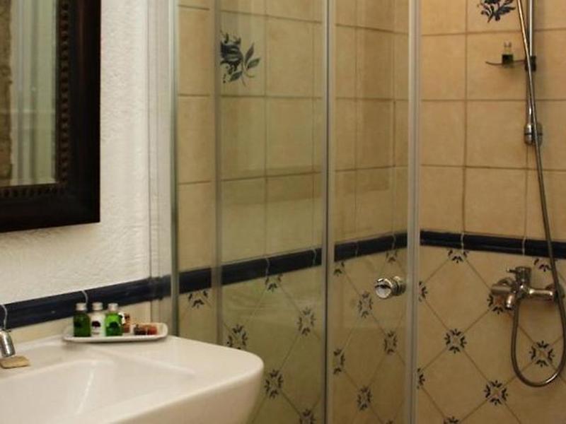 005B98D9703BCA11B9C3BA91D8DD66A7