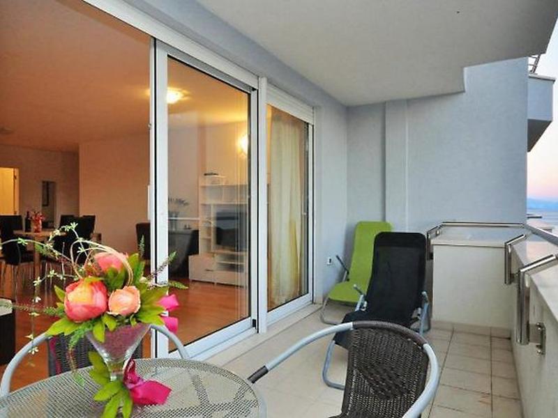 02132DDAD15325EADC951C7B731D6E73