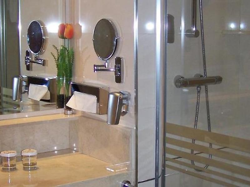 2ECBCEFA19BD975CB72EC92696606DC2