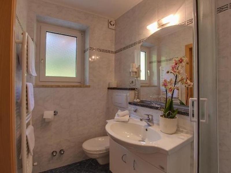 720B065331E5C73141FC133D067952F6