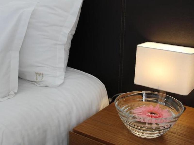 1953807A75A6825315D9DC68D2B3F746