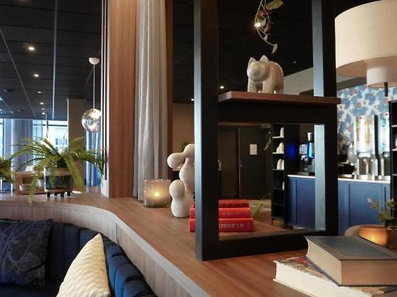 51796748A7E054A1D1FE961B21215D4C