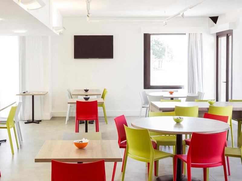 4318EA340478B7028FD5626BA4AA4783