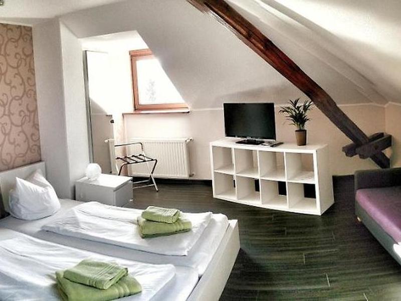 9BEBC52306E25FFF4B792B4CEBE0739E