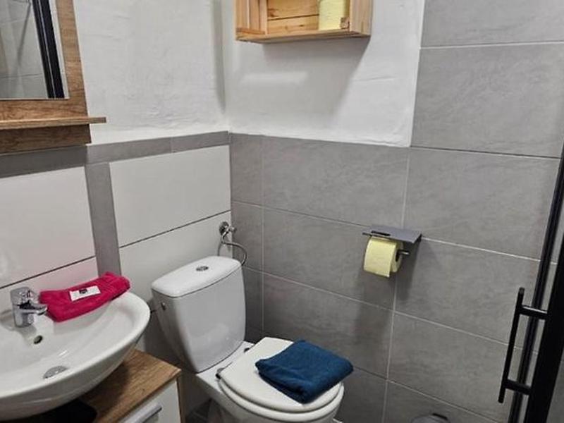 6F5EB1261FEFB7A9F81974389529FB66