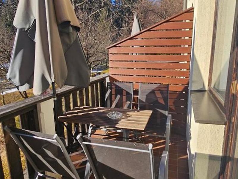 AC3F28BEE5E97BACC1F8EA08280C6233