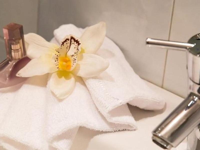 55889344620F5B39A43DAF5E6A4FC747