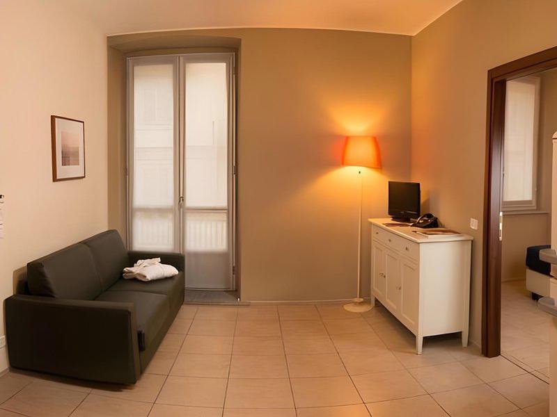 1B80E5CB59F93F10BD3898D068C815AA