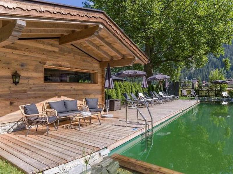 3A9C2510CECB5E60BA6A7626AC133210